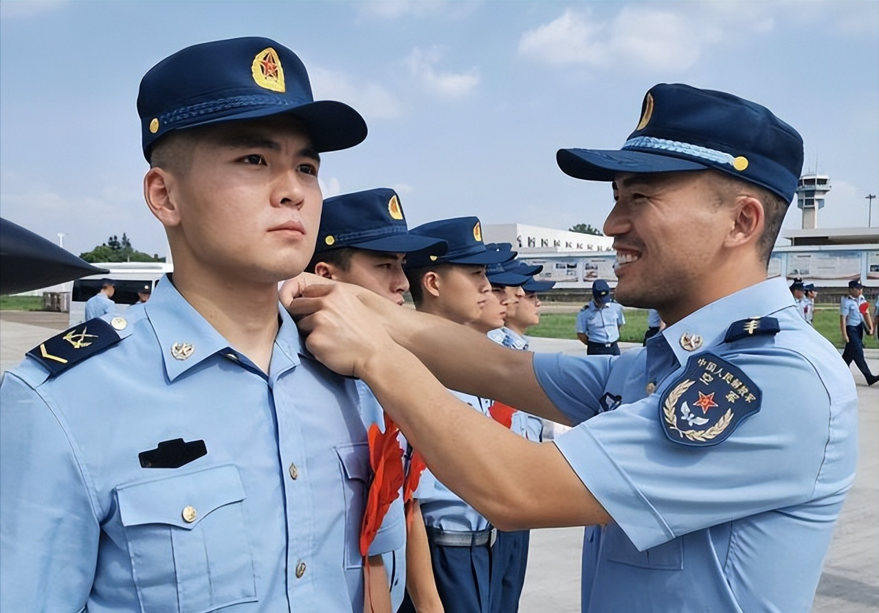 不同年限当兵退伍有什么区别？当了八年兵退伍能拿多少钱呢（大概60万）