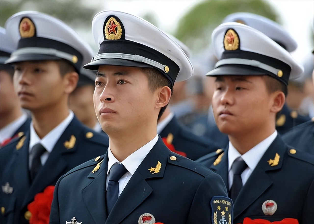 不同年限当兵退伍有什么区别？当了八年兵退伍能拿多少钱呢（大概60万）