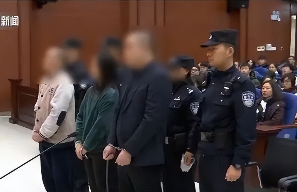 女大学生兼职秘密工作（日赚八九千的秘密）