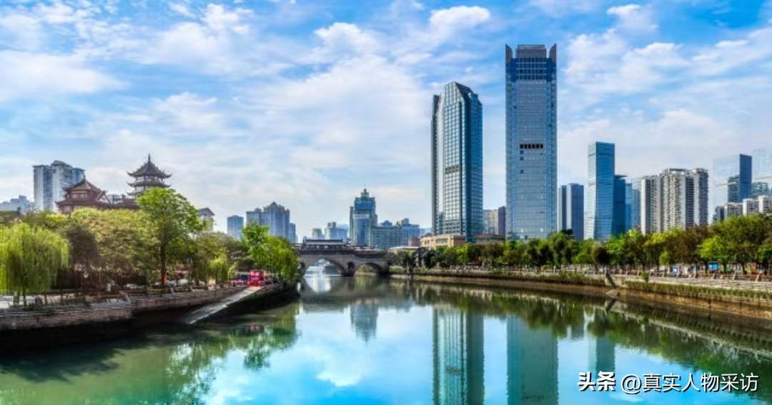 配音员一个月能赚多少钱（1个字一毛钱）