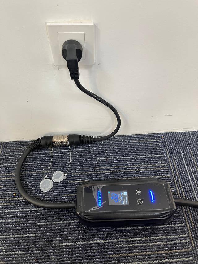 吉祥充电真的能赚钱吗（帝豪l雷神hi·p家用两用便携式充电器）