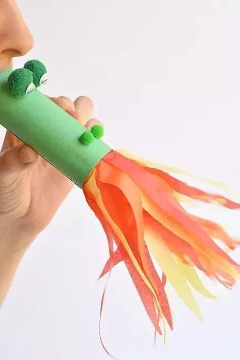 什么手工好做又简单（幼儿园手工制作：多彩中国龙）