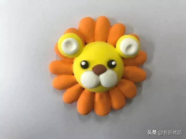 彩泥手工制作（幼儿园亲子手工：狮子手工制作图解）
