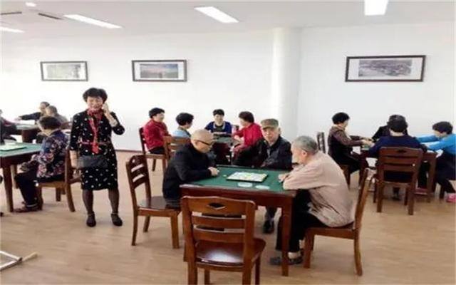 适合一个人摆摊的小生意（这几个小生意，一个人就能做，做好了也能月入2w）