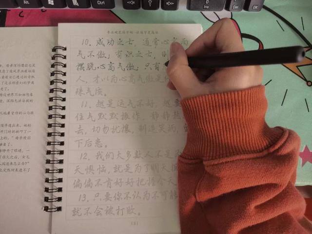 网络写手怎么挣钱（写作赚钱的6个方法）