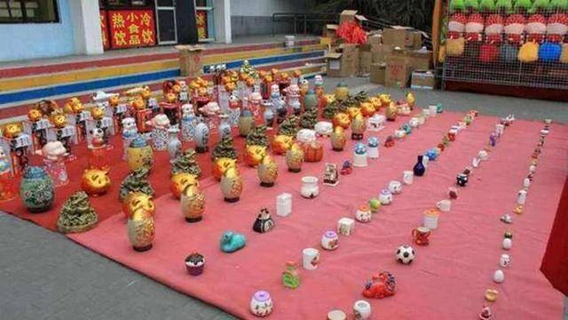 一万块钱能做什么生意（套圈项目也是暴利行业）