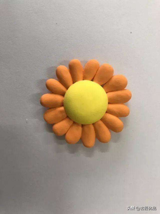彩泥手工制作（幼儿园亲子手工：狮子手工制作图解）