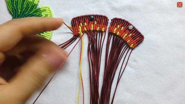 银杏叶在家加工方法（手工编织银杏叶钥匙链吊坠教程）