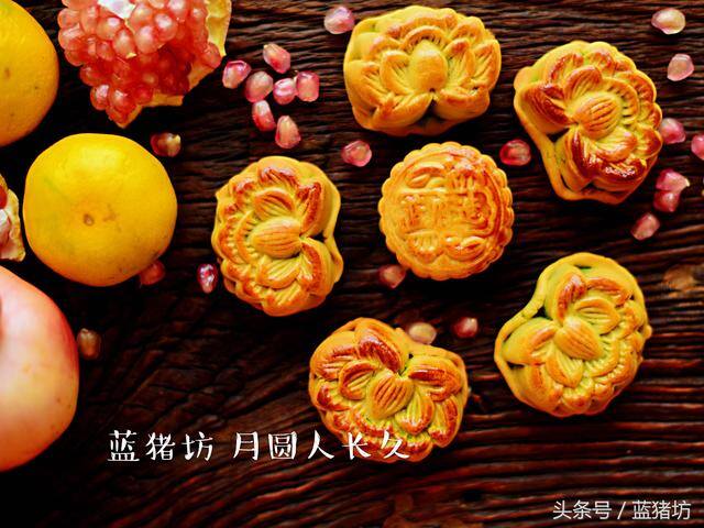 自己在家做月饼（豆沙月饼的做法）