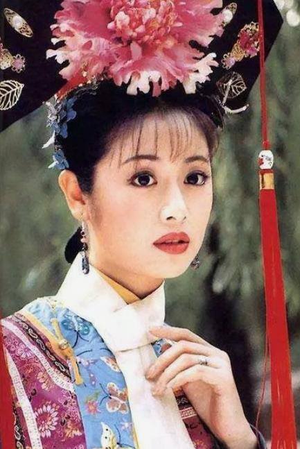 电视剧是怎么赚钱的（拍电视剧的成本很高，我们平时看电视只是花了电费，他们是怎么赚钱的？）