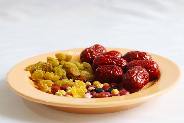 家庭自制八宝饭（八宝饭的做法）