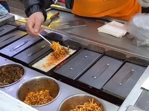 路边摊卖什么最挣钱（做街头土匪锅巴赚钱吗？）