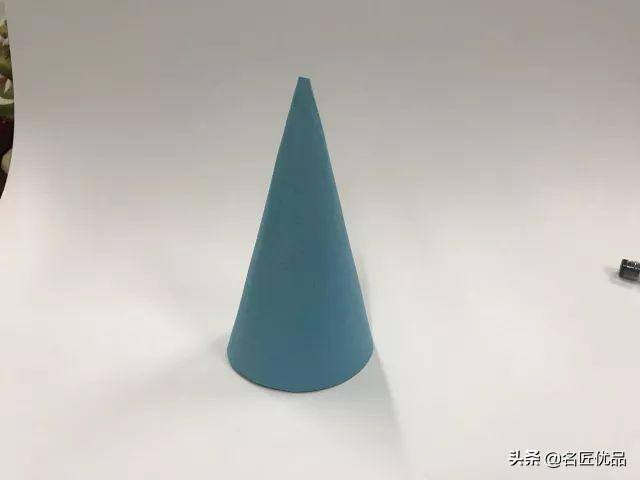 彩泥手工制作（幼儿园亲子手工：狮子手工制作图解）
