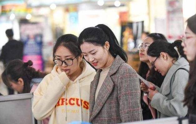 想考个证书哪个比较实用（国内很吃香的4个证书，大学生有必要了解一下）