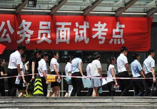 公务员可以写网络小说挣钱吗（公务员可以做副业吗？）