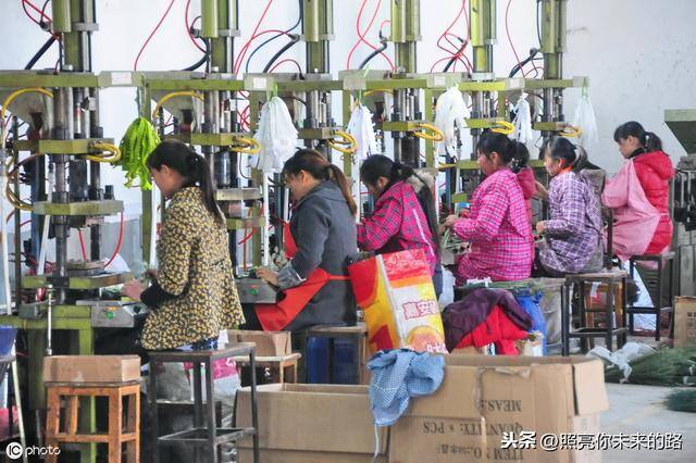 在家做手工活挣钱无押金 平台（粘花手工活一个25元是真的吗？）
