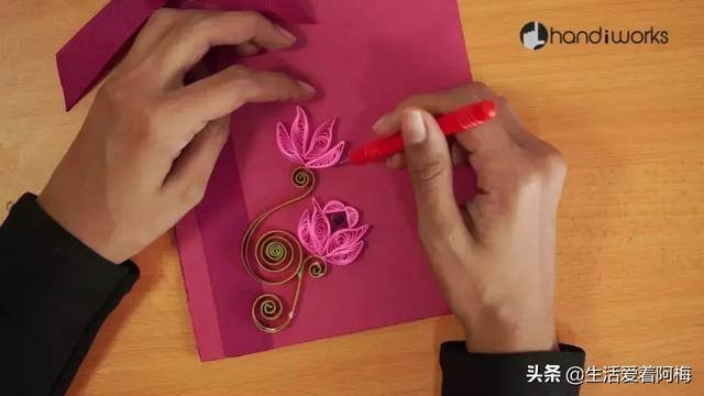 教师节手工贺卡怎么做（还在纠结贺卡怎么做？用丝带衍纸，就能轻松diy一份（附教程））