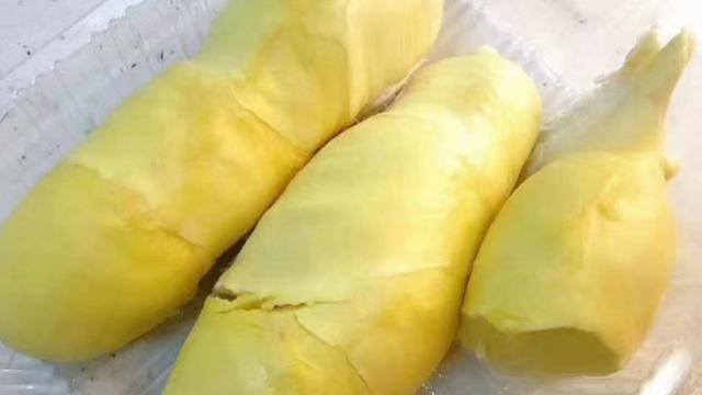 新手摆地摊卖水果怎样进货（新手入门水果店早读课）