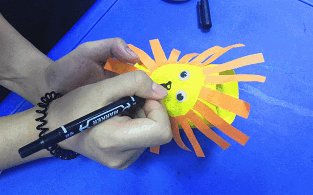 彩泥手工制作（幼儿园亲子手工：狮子手工制作图解）