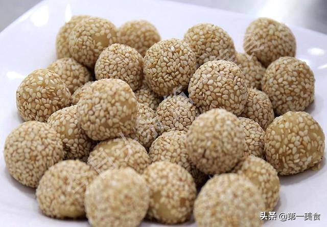 简单易学在家做小吃（梅花酥、麻花酥、梅花酥、梅花酥的做法）