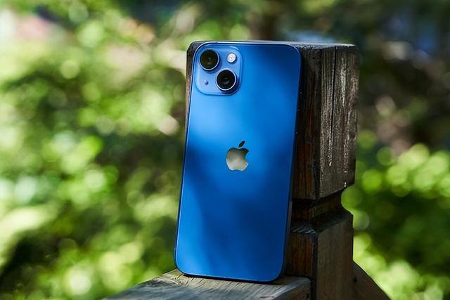 适合女生用的手机（opporeno8pro和荣耀70系列怎么选？）