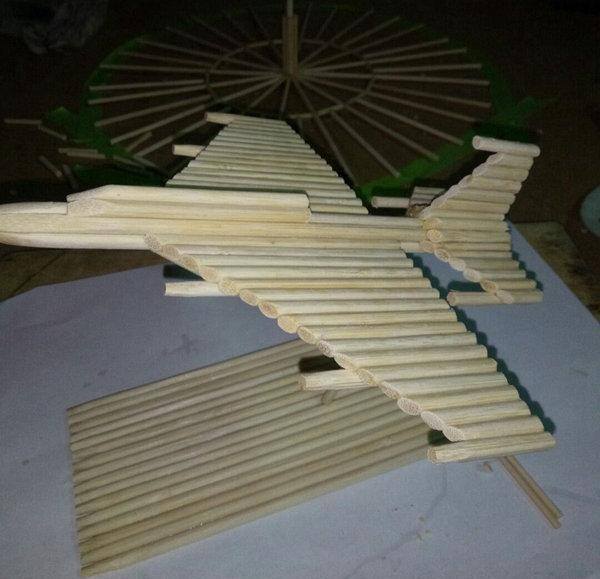 变废为宝手工小制作（用一次性筷子做一个飞机模型，简单易学，手工diy教程）