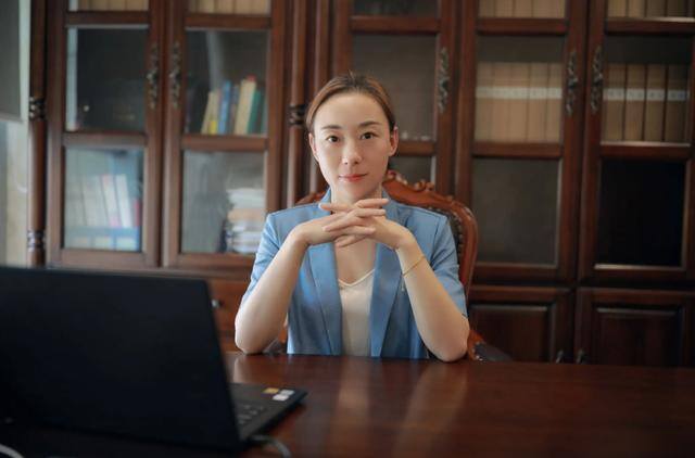 女生做什么工作有前景（女生在选择专业时，要注意这些问题）