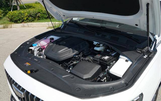 10万的车（手握10万预算，不买丰田卡罗拉，咱们还可以去选择国产品牌里的长安uni-v）