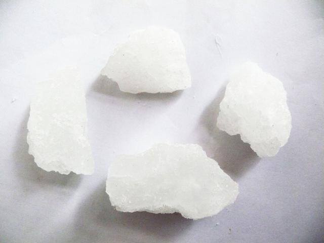 自己在家怎么清理牙结石（去除牙结石的小窍门）