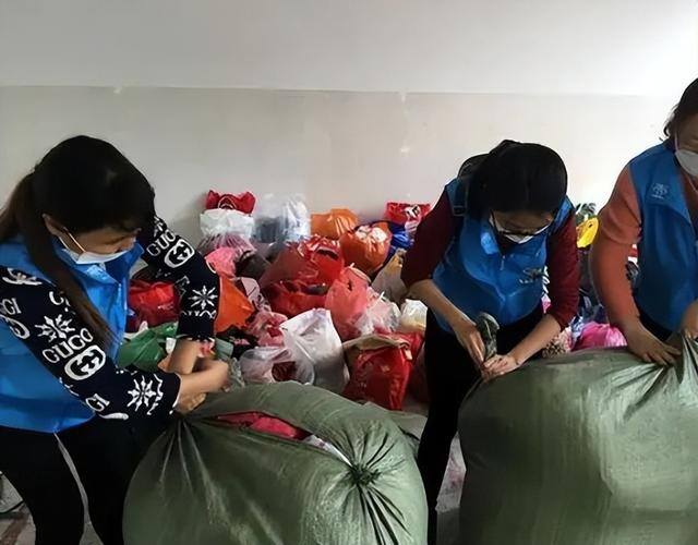 适合农村开店的小生意（二手服装生意有哪些利润？）
