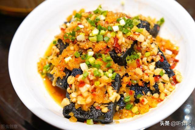 夜市小吃卖什么最火的（夜市最火的几种小吃，你吃过几种？）