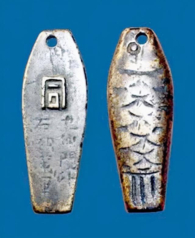 水墨画怎么画简单又漂亮（锦鲤鱼的画法）