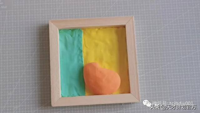 手工粘土制作简单又漂亮（小狐狸粘土画教程）