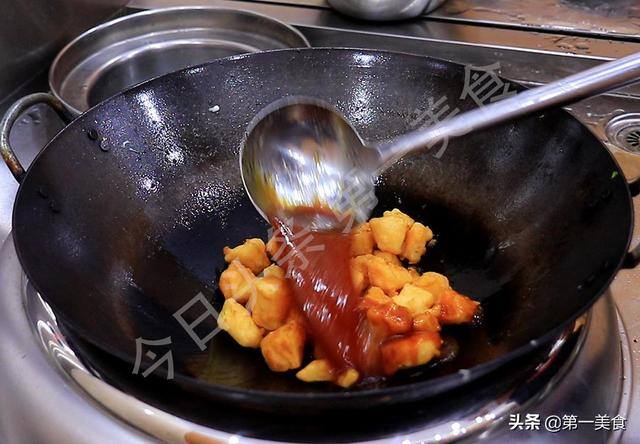 简单易学在家做小吃（梅花酥、麻花酥、梅花酥、梅花酥的做法）