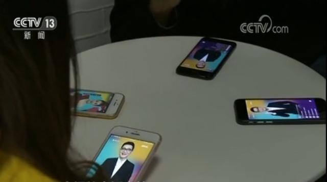 快看点怎么赚钱（直播竞答风靡网络背后的商业模式）