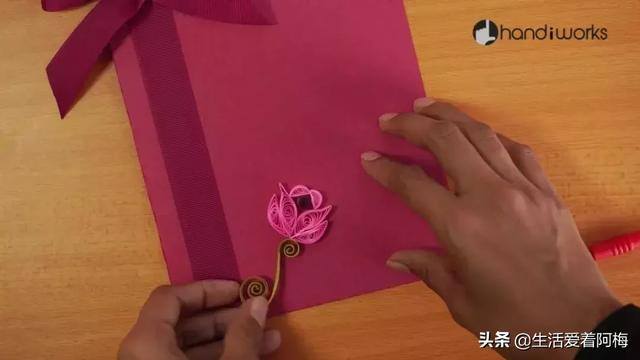 教师节手工贺卡怎么做（还在纠结贺卡怎么做？用丝带衍纸，就能轻松diy一份（附教程））