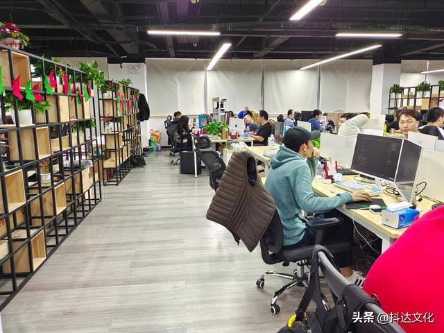 开一家直播公司需要多少钱（如何在鱼耳直播入驻公会）