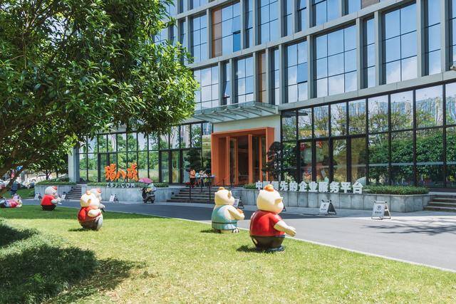 八戒网如何做兼职（猪八戒网全面升级，提升企业服务能力）
