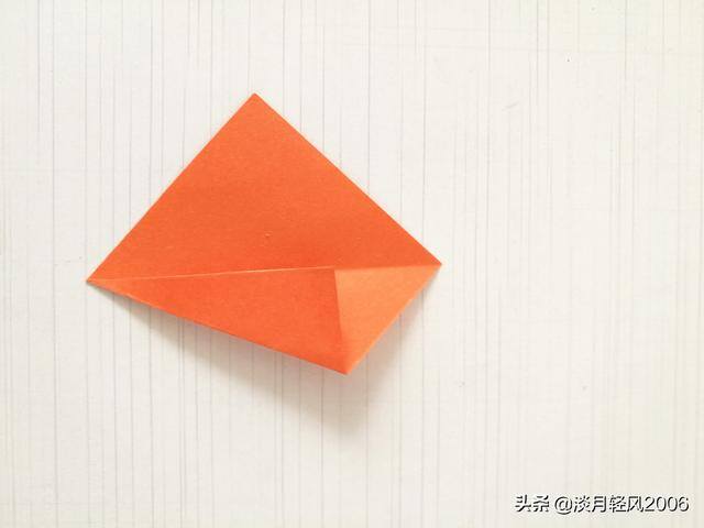 彩纸手工简单小制作（简单易学的折纸枫叶，折一个好看的枫叶）