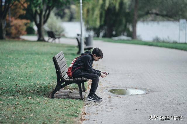 对象不理我了怎么办（男朋友总是忽视自己怎么办？）