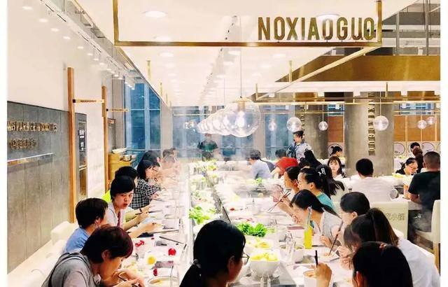 开个小店（“一人食”、“懒人经济”、“一人食”的崛起趋势）