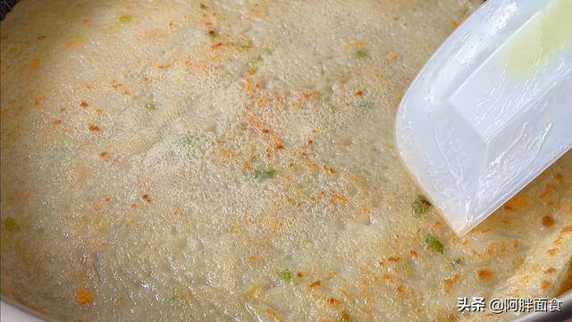 自己在家摊煎饼的做法（摊煎饼好吃，但又简单的摊煎饼好做法）