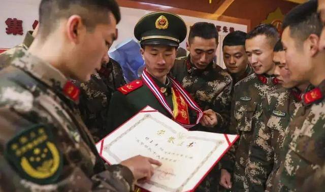 当兵回来能拿多少钱（当兵2年、5年、12年、16年分别能拿到多少补助？）