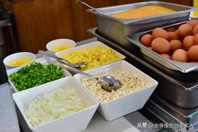 早点卖什么比较简单赚钱（表哥摆摊卖早餐，月入1万5，我不敢开始）