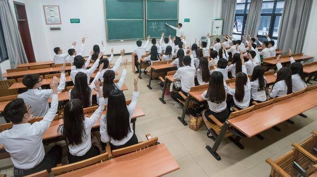 高中生如何赚钱（高考结束后，兼职有更聪明的方式）