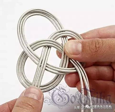 废瓶子手工制作大全简单（学会这18种随手可得的旧物改造法，让你瞬间变巧手）