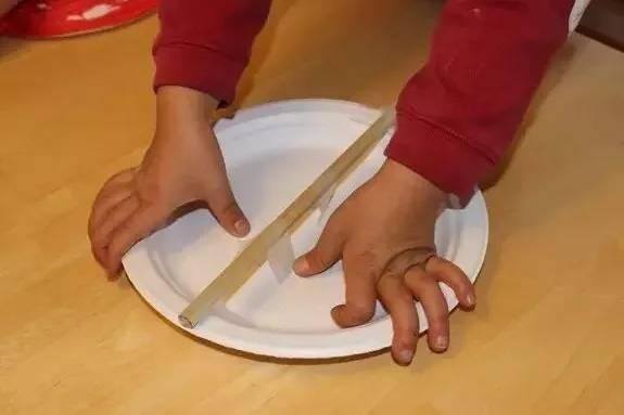 什么手工好做又简单（幼儿园手工制作：多彩中国龙）