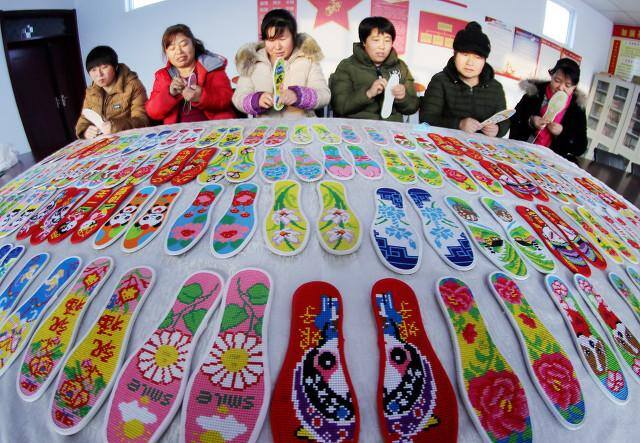 想找手工活（手工加工赚钱吗？）