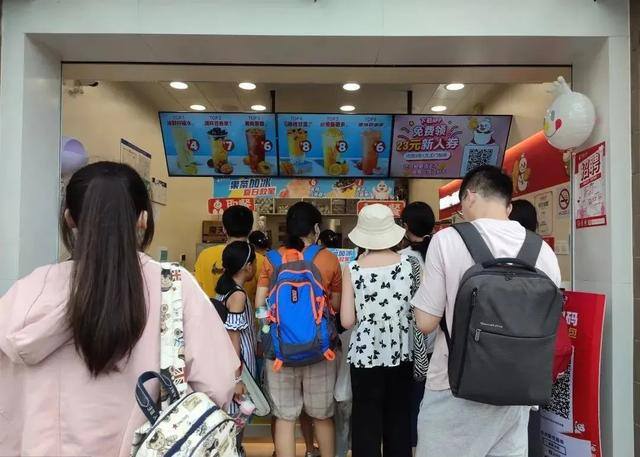 蜜雪冰城赚钱吗（蜜雪冰城是24年的老字号，不是网红店）
