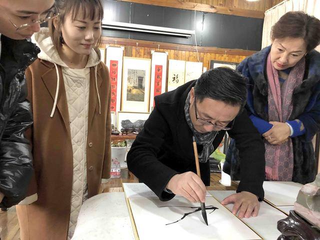 日历怎么画简单又漂亮（阿丁手绘教你画挂历）